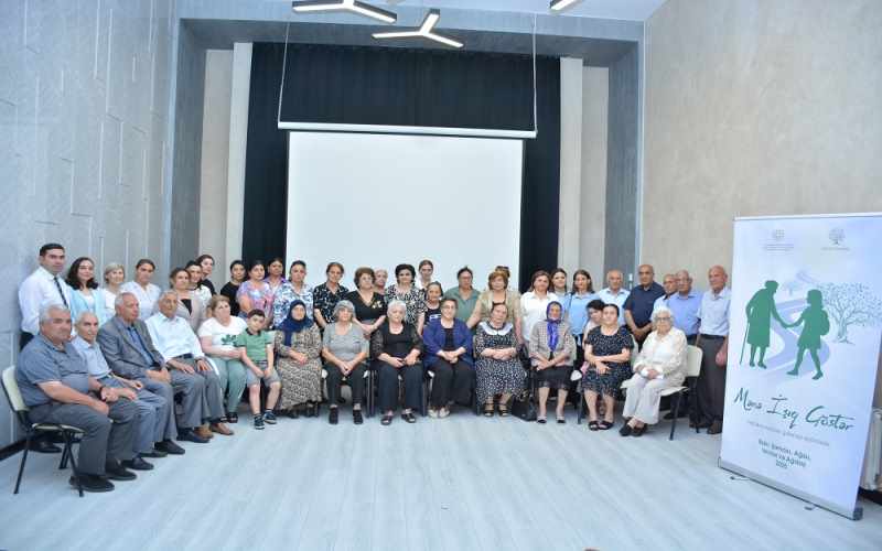 “Mənə işıq göstər” layihəsi çərçivəsində növbəti maarifləndirici görüş Şamaxı şəhərində baş tutub - FOTOLAR
