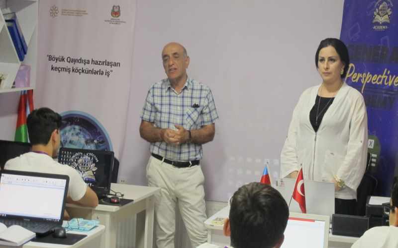 Keçmiş köçkünlərin rəqəmsal bacarıqları artırılır: Bərdə və Mingəçevirdə ilkin qiymətləndirmə / FOTOLAR
