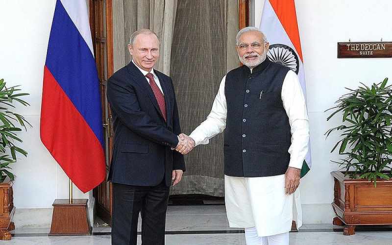 Putin Hindistana neft satışından əldə etdiyi bütün gəlirləri itirdi