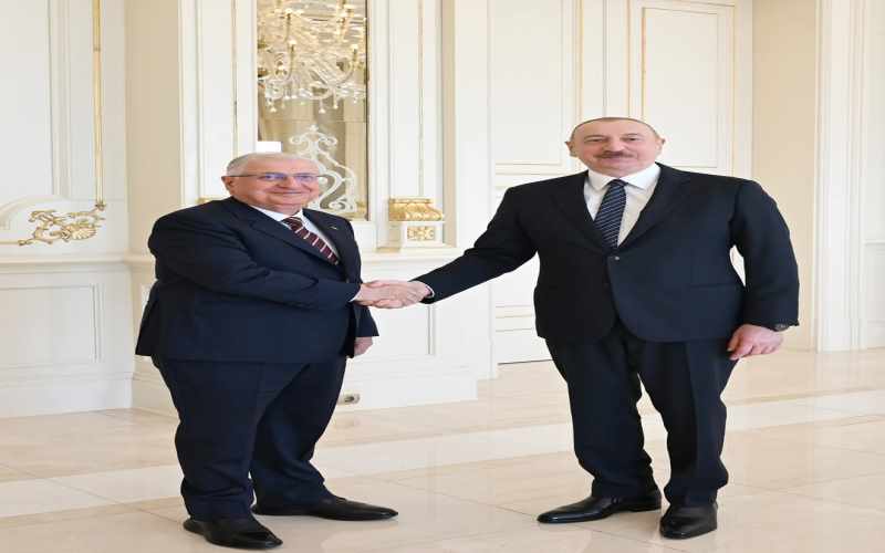 İlham Əliyev Türkiyənin milli müdafiə nazirini qəbul edib