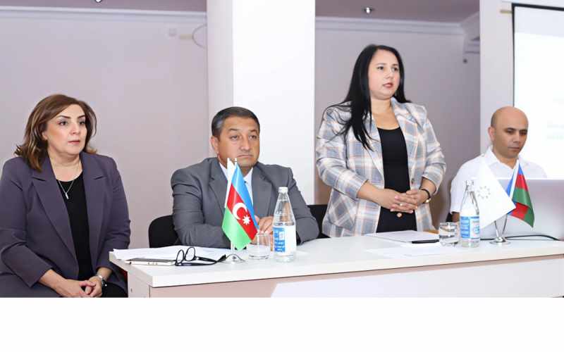 Sumqayıt şəhərində “Dəyişən sosial və iqtisadi mühitdə qadınların müdafiəsi” mövzusunda tədbir keçirilib - FOTOLAR