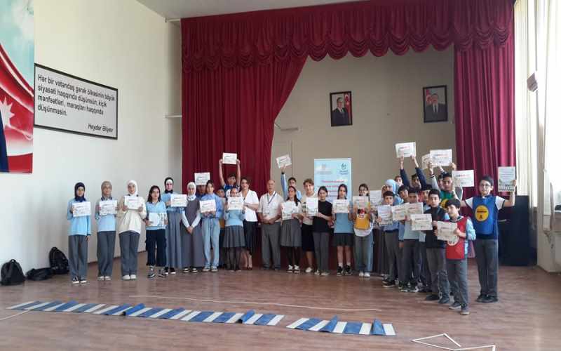 Maştağa qəsəbəsində məktəblilər üçün seminar keçirildi - FOTOLAR