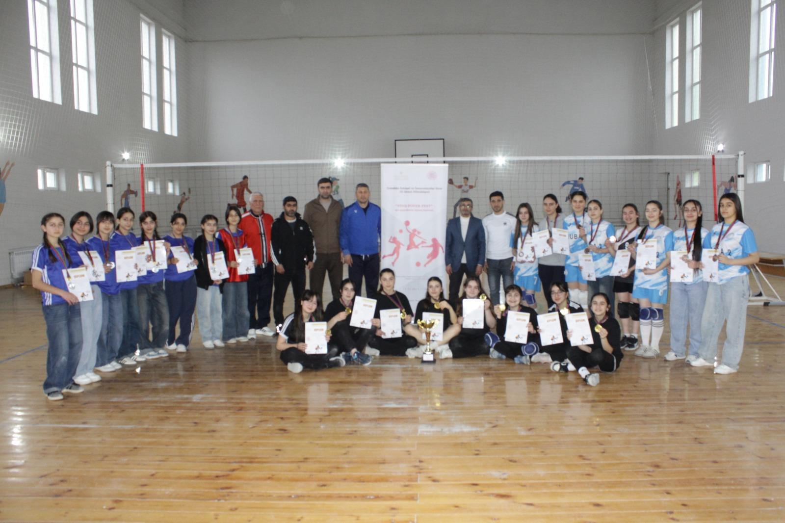 “Pink Pover Fest” çərçivəsində Qubada qız şagirdlər arasında voleybol turniri keçirilib - FOTOLAR