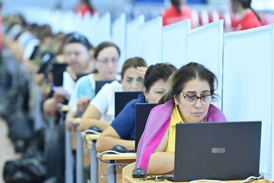 2198 müəllim bu sadə suala CAVAB VERƏ BİLMƏDİ - FOTO
