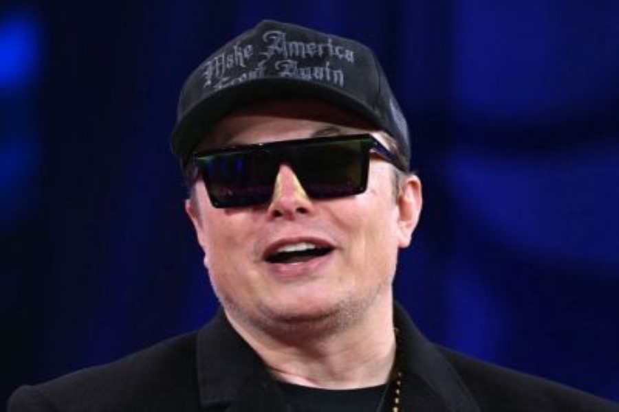 Musk tarixdə 600 milyard dollarlıq sərvətə sahib olan ilk şəxs oldu
