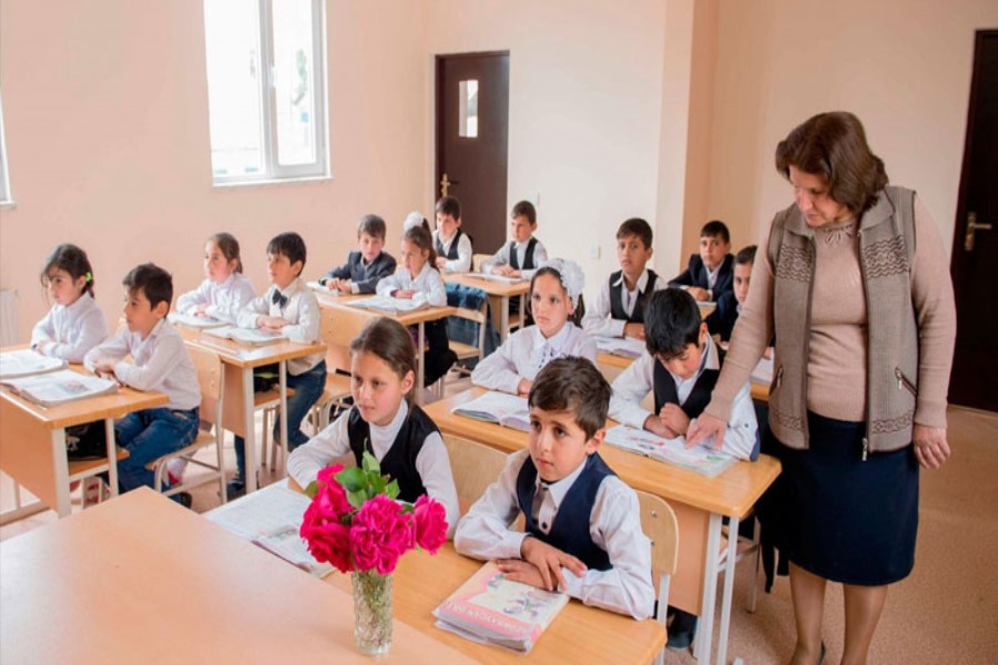 "Bu ilin büdcəsindən ən çox vəsait ayrılan sahələrdən biri təhsildir, 4 milyard 423 milyon manat" - iqtisadçı ekspert