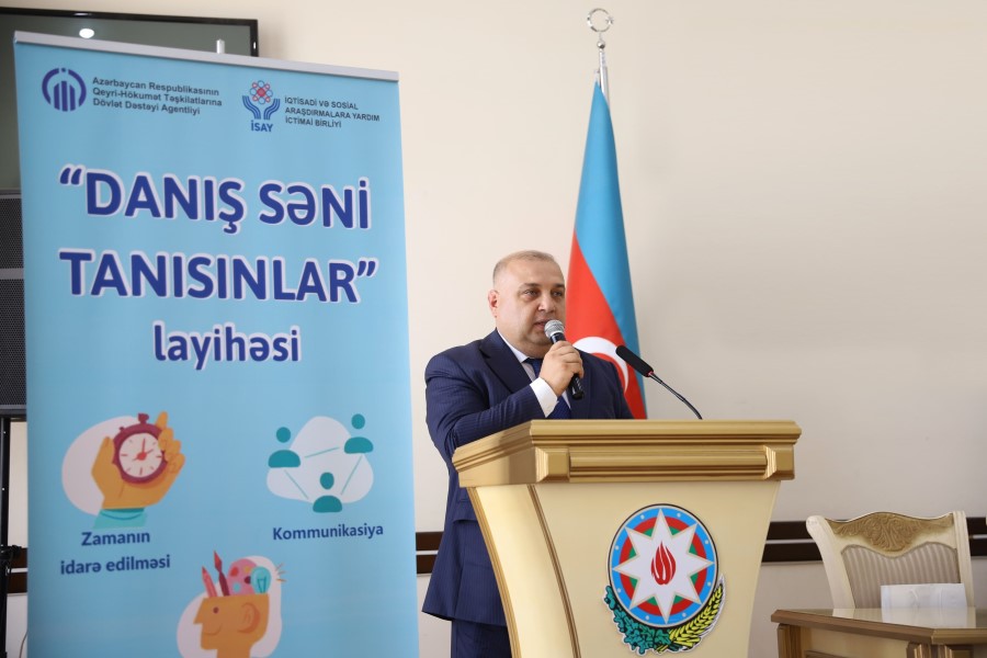 "Danış, səni tanısınlar!" layihəsi GƏNCƏDƏ