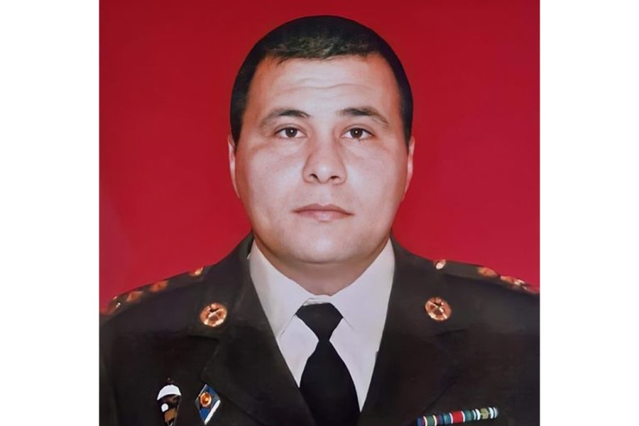Vətən Müharibəsi Qəhrəmanı - şəhid XTQ polkovnik-leytenantı Ramiz Cəfərovun anım günüdür