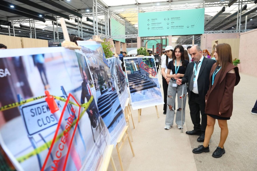 WUF13 çərçivəsində “Müyəssərlik Mifləri: Modern Şəhərsalmanın Görünməyən Sədləri” adlı foto-sərgi təqdim olunub