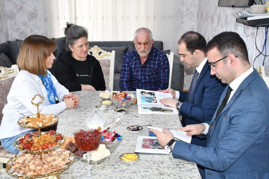 Şəhid İlqar Hümbətovun ailəsi ziyarət edilib