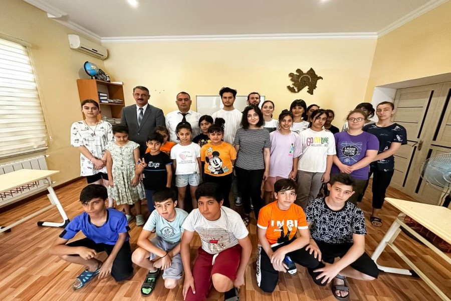 Sosial Dəstək Mərkəzi “İnsan hüquqları aylığı” çərçivəsində maarifləndirici təlim keçirib