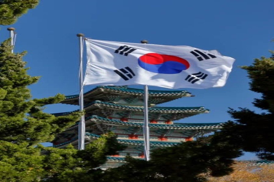 Koreya batareya şirkətləri texnoloji üstünlük üçün Çin təzyiqinə qarşı çıxır