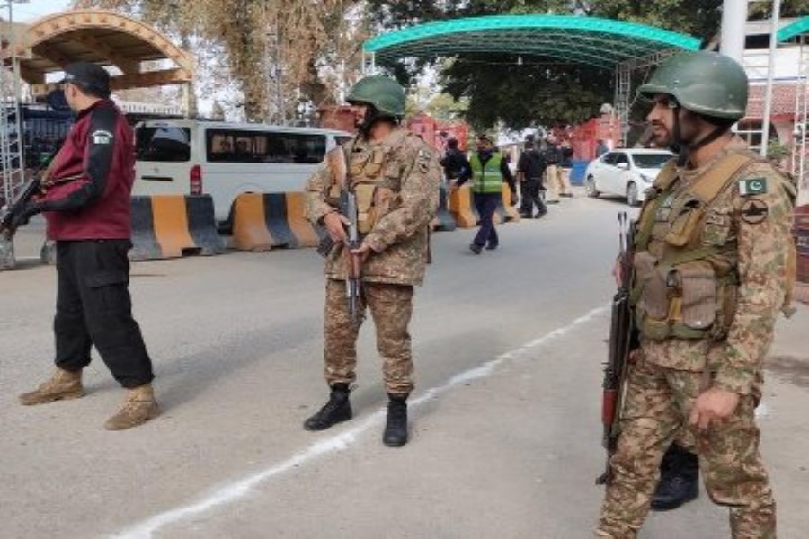 Pakistanda məsciddə baş verən partlayış nəticəsində ölənlərin sayı 31-ə çatıb