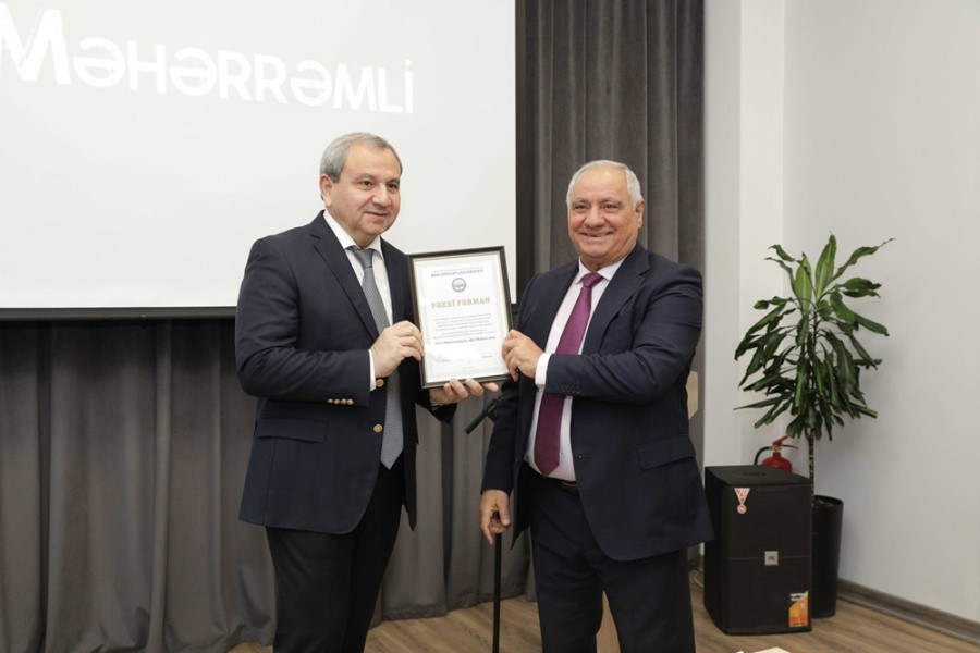 Professor Qulu Məhərrəmlinin 70 illik yubileyinə həsr olunmuş elmi sessiya keçirilib - FOTOLAR