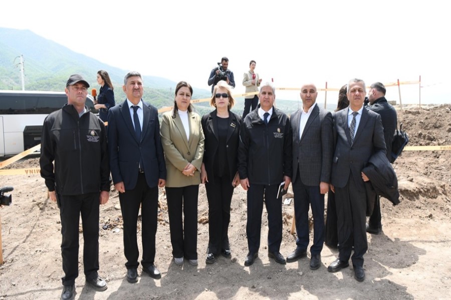 Xocalıda daha bir kütləvi məzarlıq aşkarlandı – QHT nümayəndələri hadisə yerində oldular