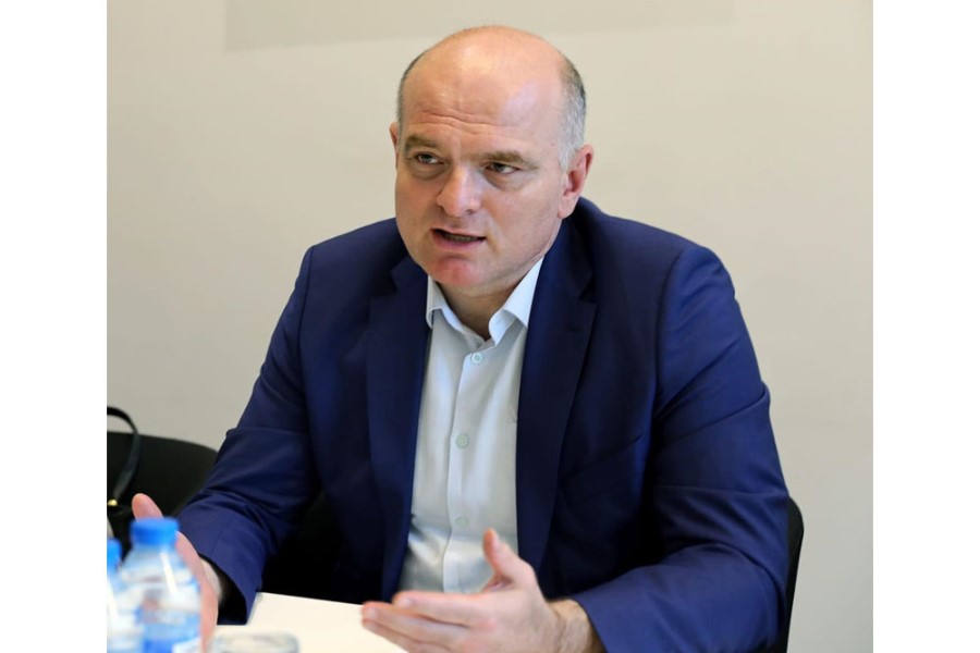 Professorun neft qiymətlərinin dünya iqtisadiyyatı üzərindəki təsiri haqqında AÇIQLAMASI