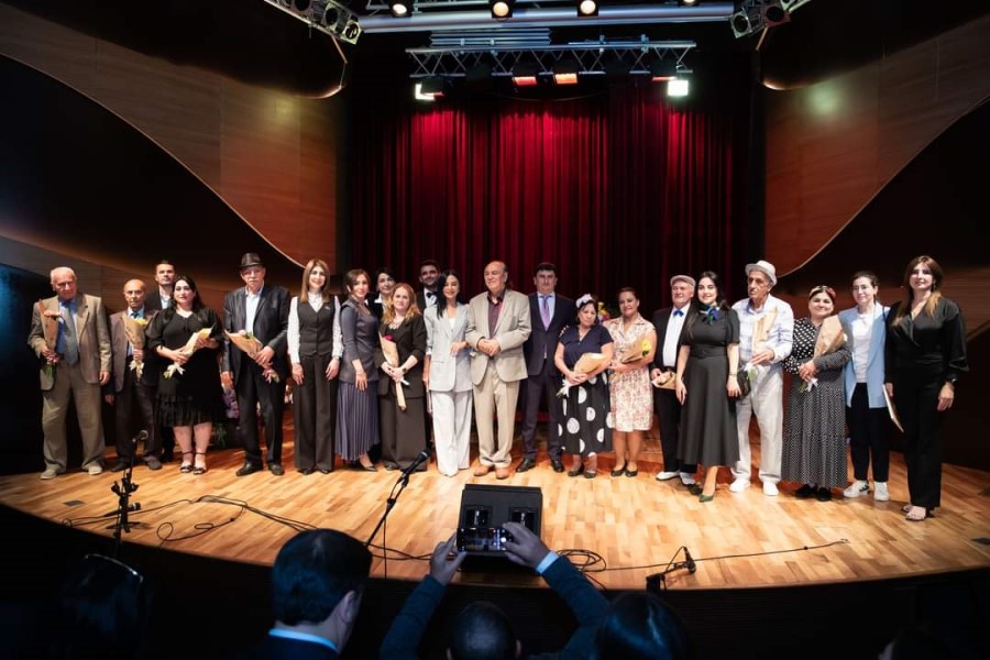 “Ahıllar evi”nin sakinləri Ahıllar günündə tamaşa təqdim etdilər - FOTOLAR