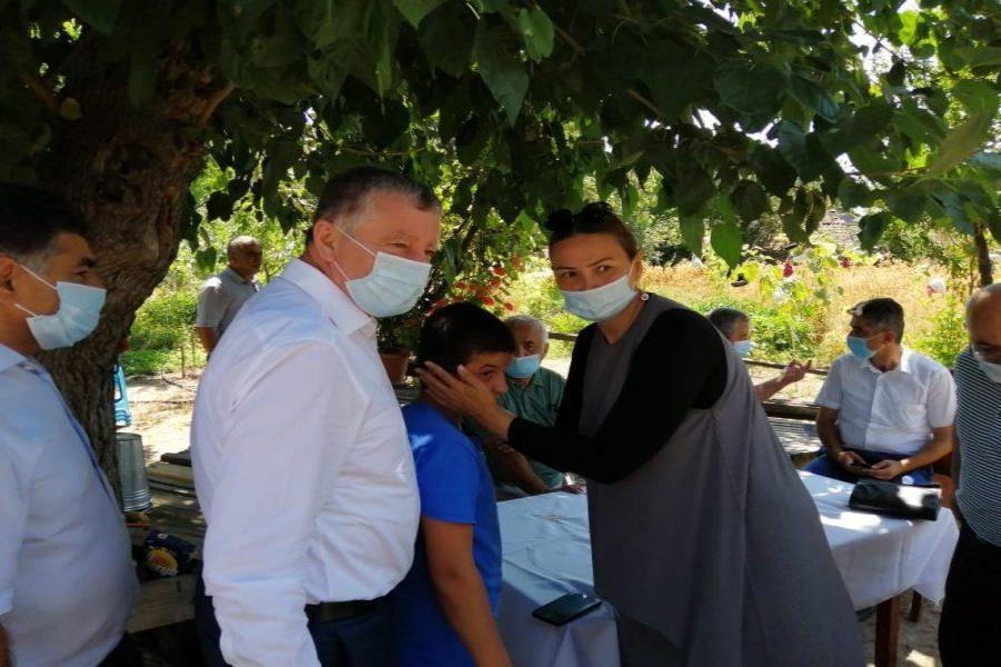 Deputatlar Masallıda şəhidin ailəsini ziyarət etdilər