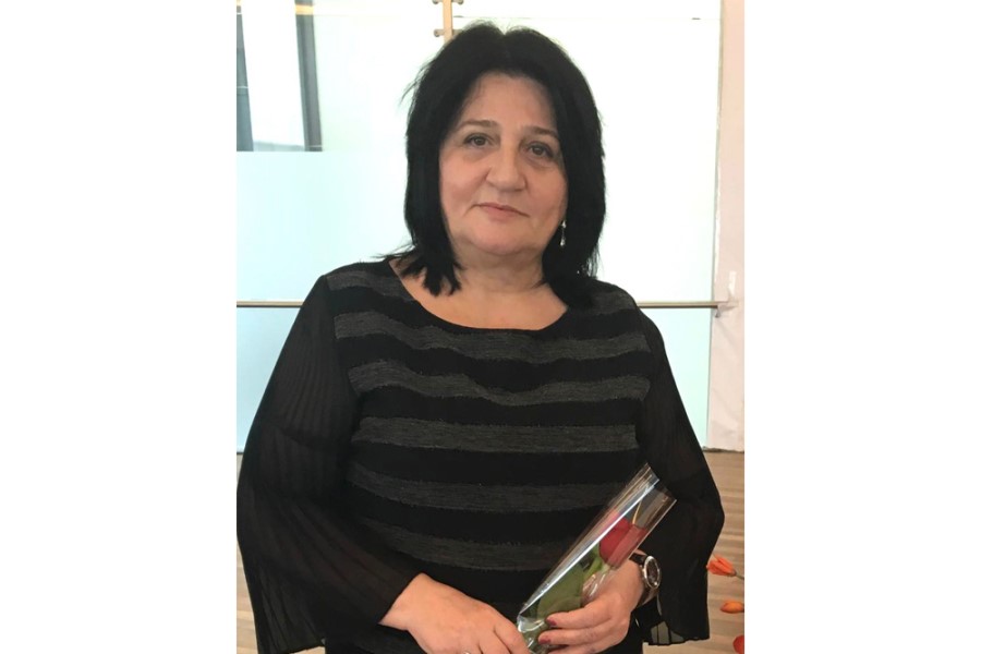 “Ödənişli işə qəbul müəllimlik peşəsinə marağı azalda bilər” - QHT sədri