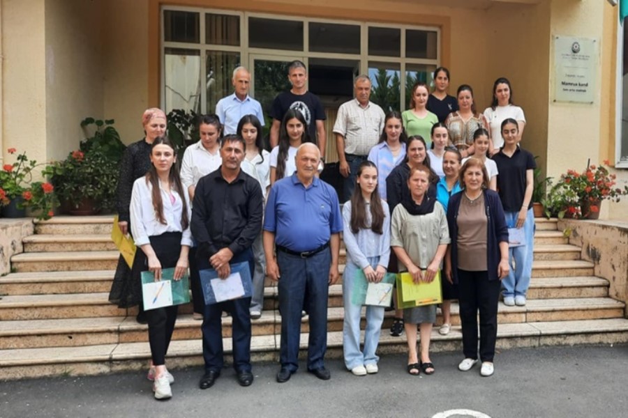 QHT “Xarici müdaxilələr və hibrid təhdidlər” mövzusunda “Dəyirmi masa” keçirib - FOTOLAR