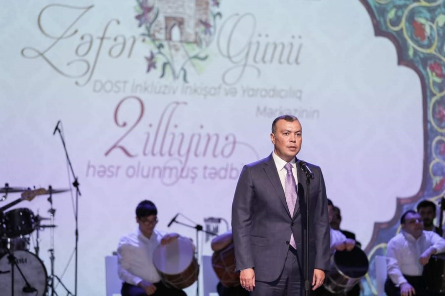Yaradıcı əlilliyi olan şəxslər yenidən səhnədə