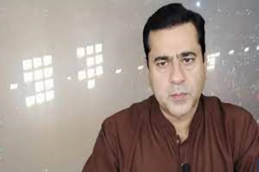 Pakistanlı jurnalist "dövlət qurumlarına qarşı nifrət ifadəsi"nə görə saxlanılıb - ÖZƏL