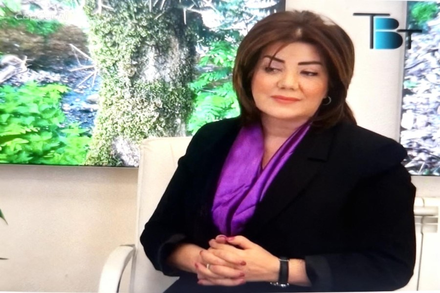 Deputatlar yenə gecikdi: mükafat sistemi müzakirədə