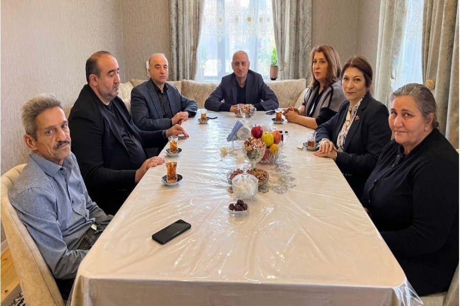 DİN yanında İctimai Şuranın üzvləri şəhid ailələrini ziyarət edib