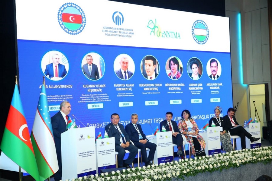 “İmkanlar və perspektivlər” mövzusunda panel müzakirələri keçirilib - FOTOLAR