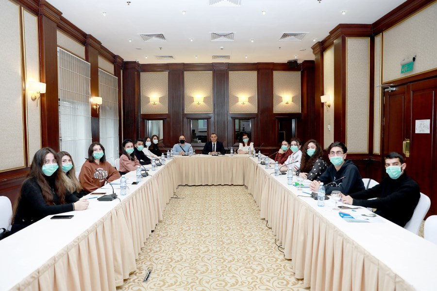 Gənc jurnalistlər üçün “Əlilliyin düzgün dərk edilməsi” mövzusunda keçirilən təlimlər yekunlaşıb