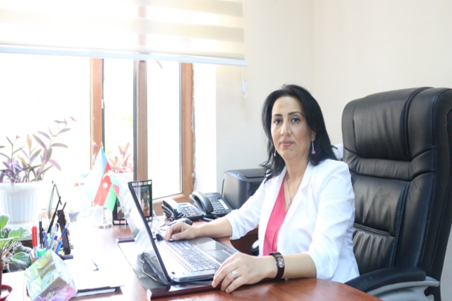 “Bizim poeziyamız sevincdən çox, kədərə köklənib” - RƏSMİYYƏ SABİR
