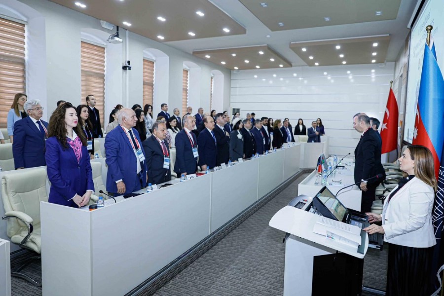 "Regional İnkişaf-Rəqəmsal İqtisadiyyat" mövzusunda 2-ci Beynəlxalq elmi praktik konfransı keçirilib - FOTOLAR