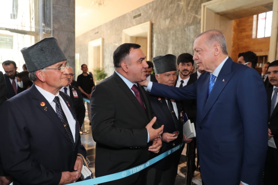 Xalqın etimadını qazanan lider