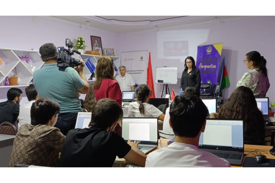 Mingəçevirdə və Bərdədə keçmiş köçkünlər üçün kompüter təlimlərinə start verildi - FOTOLAR