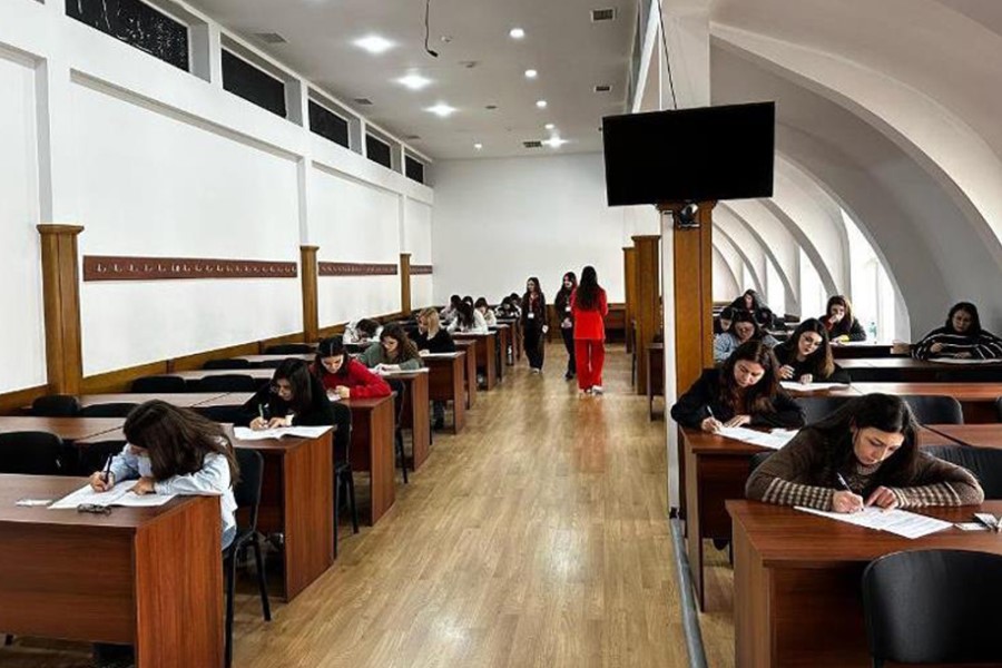 “Azərbaycan Qadınlarının Gücü” adlı xanım tələbələr üçün imtahan keçirilib - FOTOLAR