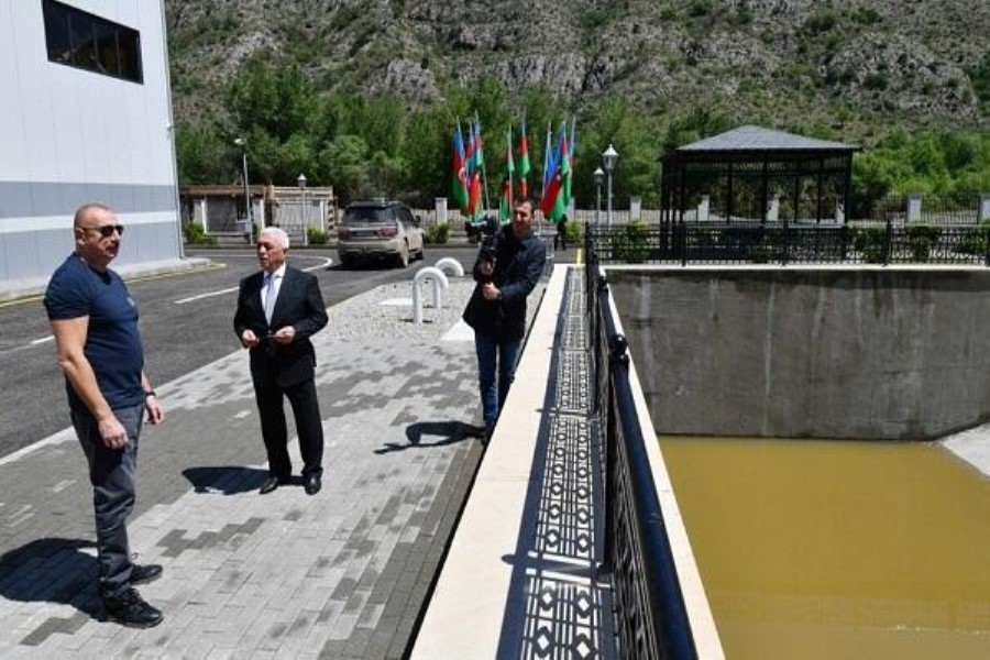 Prezident "Sarıqışlaq" SES-də aparılan işlərlə tanış oldu