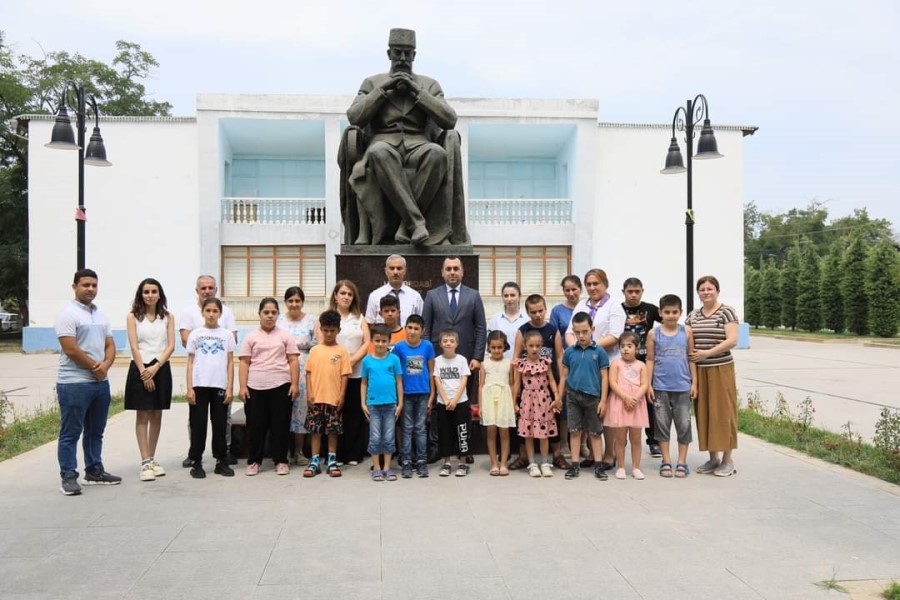 Sosial reabilitasiya mərkəzi benefisiarlarının Həsən bəy Zərdabinin ev muzeyinə ekskursiyası təşkil edilib