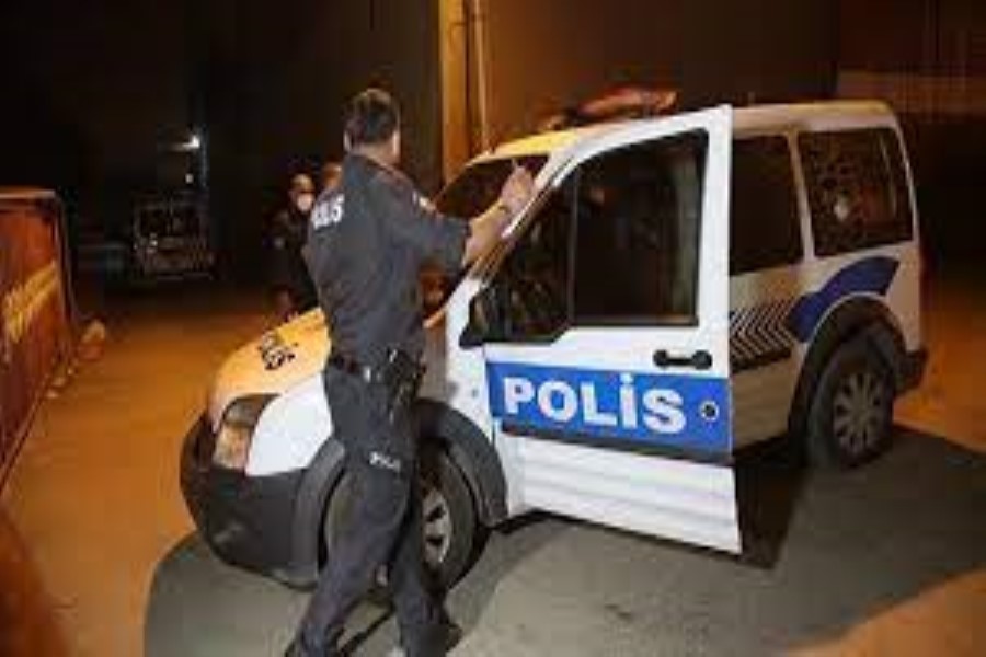 Adanada zəlzələlərdə 11 binanın dağıldığı üçün 15 nəfər nəzarətə alındı - ÖZƏL