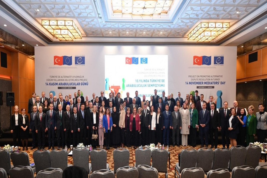 "Mediasiya günü" münasibəti ilə Sempozium keçirilib - FOTOLAR