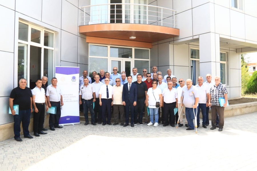 “Müharibə veteranlarının hüquqi maarifləndirilməsi” adlı layihə üzrə tədbir keçirilib - FOTOLAR