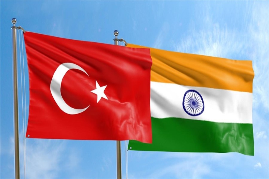 Hindistan xalqının yardımını aparan təyyarə Türkiyəyə yola düşüb - ÖZƏL