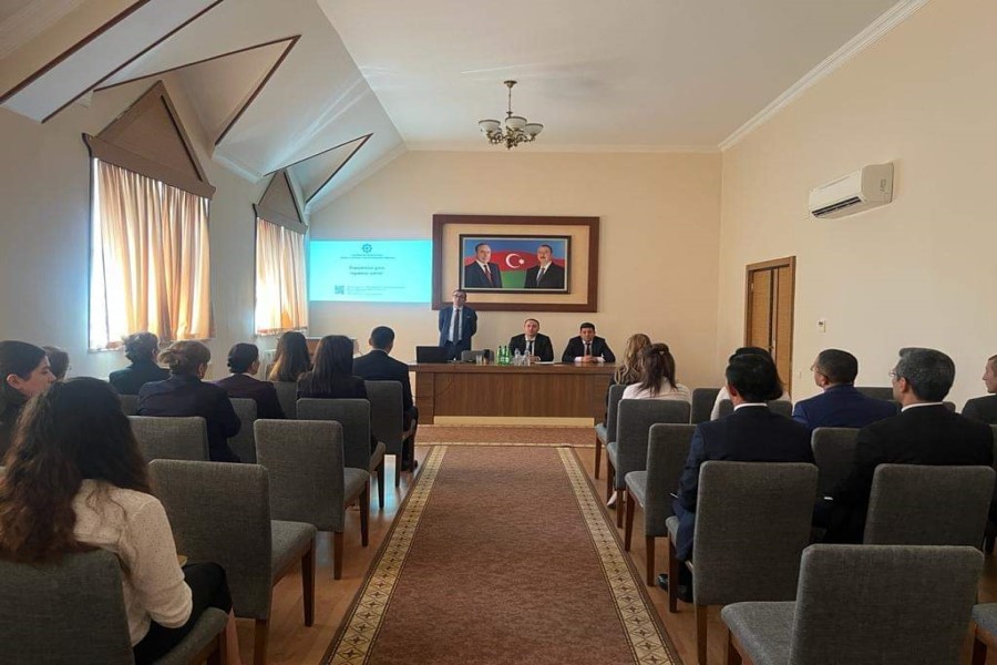 Naxçıvan MR Əmək və Əhalinin Sosial Müdafiəsi Nazirliyində dövlət qulluğu ilə bağlı təlim keçirilib