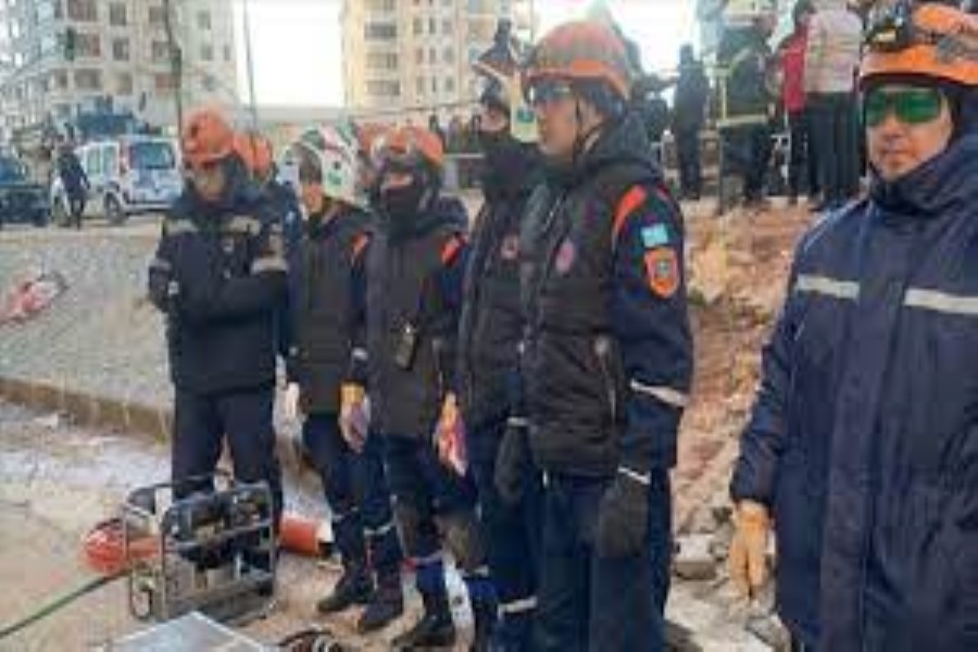 Qazaxıstan qrupu Qaziantepdə axtarış-xilasetmə işlərinə başlayıb - ÖZƏL