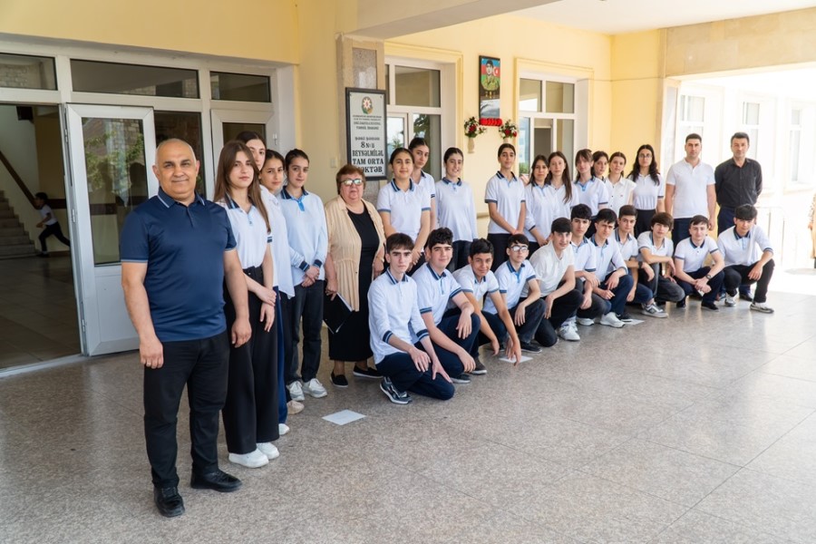 QHT Şəki şəhər 8 nömrəli Beynəlmiləl tam orta məktəbində layihəni həyata keçirib - FOTOLAR