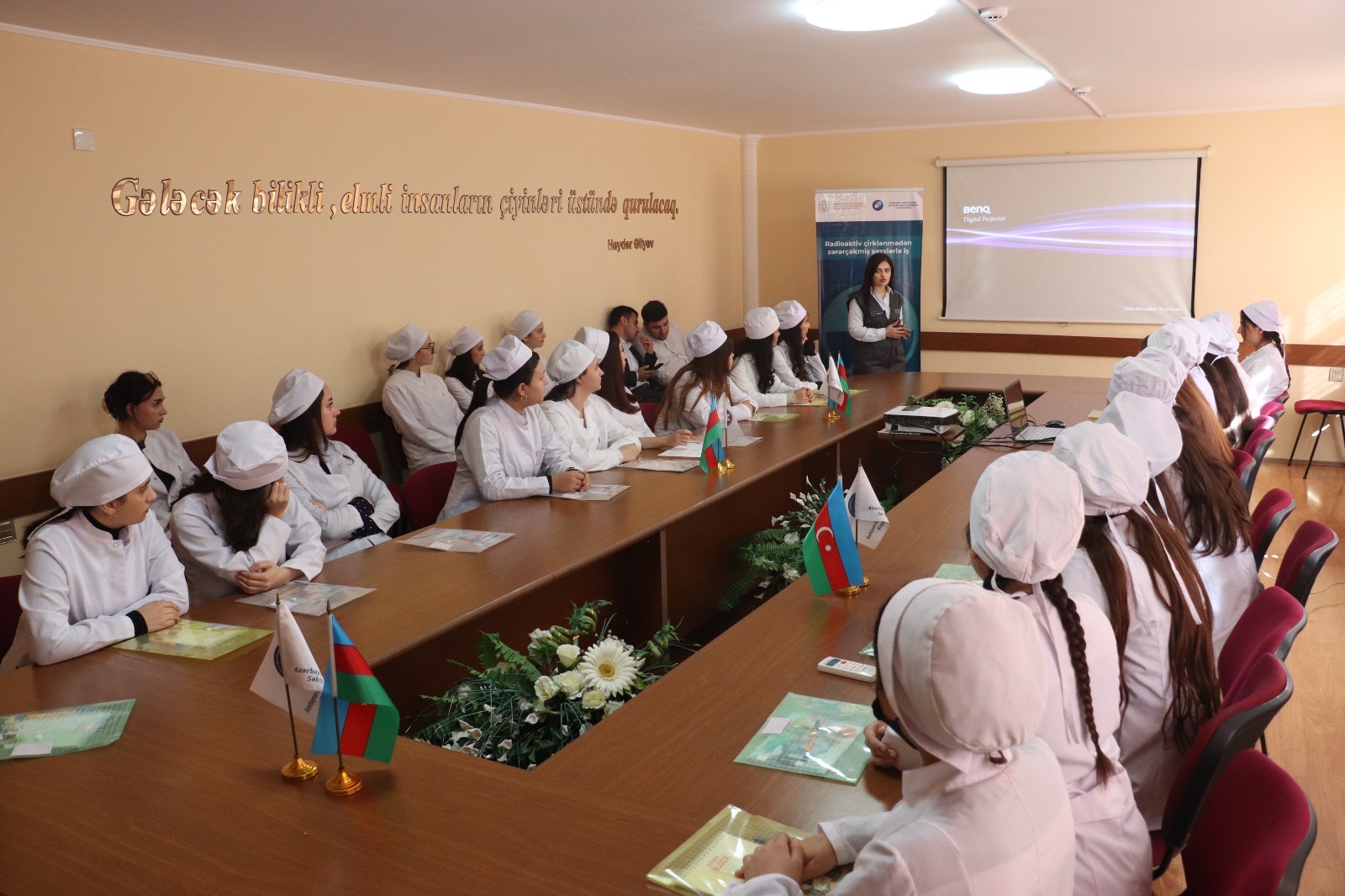 "Radioaktiv çirklənmədən zərərçəkmiş şəxslərlə iş" layihəsi həyata keçirilib