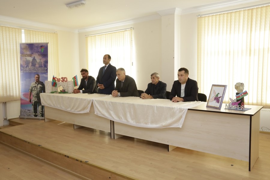 Xaçmazda məktəblilərə şəhid polkovnik-leytenant Vüsal Rüstəmovun döyüş yolundan bəhs edilib - FOTOLAR