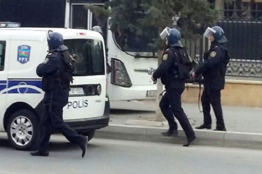 Azərbaycanda 20 minlik oğurluq edən dəstə üzvləri tutuldu - FOTO