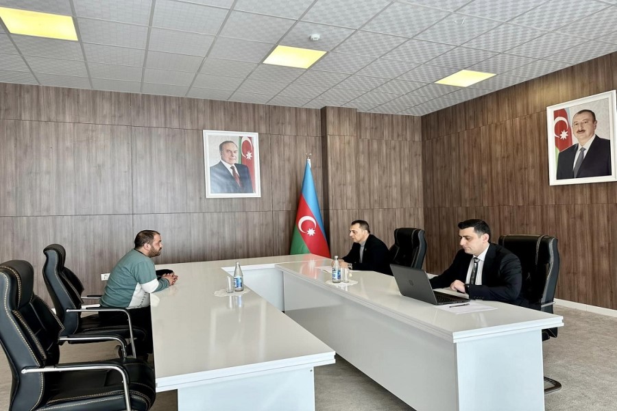 Deputat Vüqar İskəndərov vətəndaş qəbulu keçirib - FOTOLAR