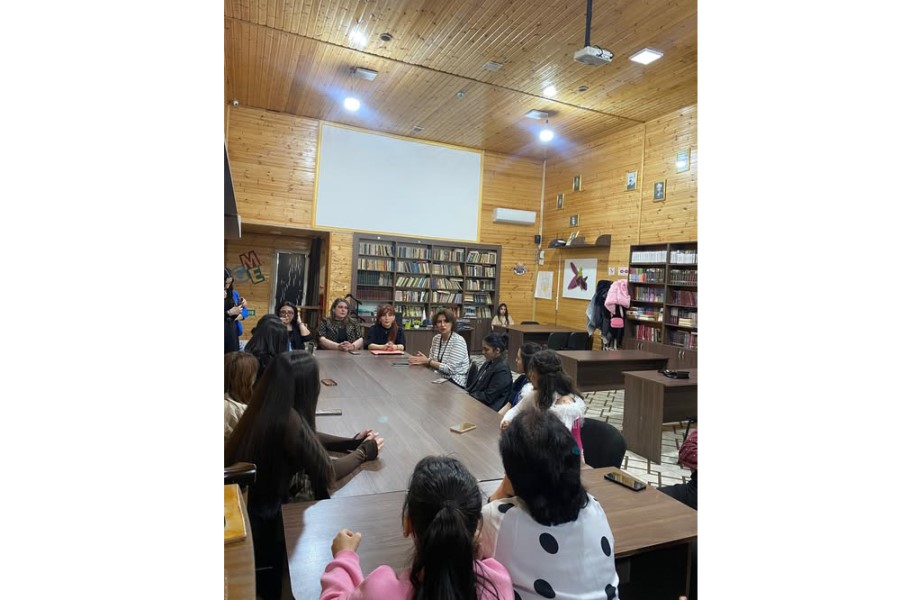 Gəncə 1 saylı Mediasiya Təşkilatının əməkdaşları dəyirmi masada iştirak edib