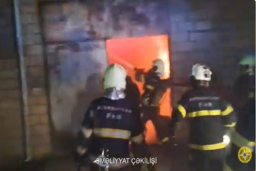 Xırdalanda anbar yanğını baş verib – FHN alovun yayılmasının qarşısını alıb / VİDEO